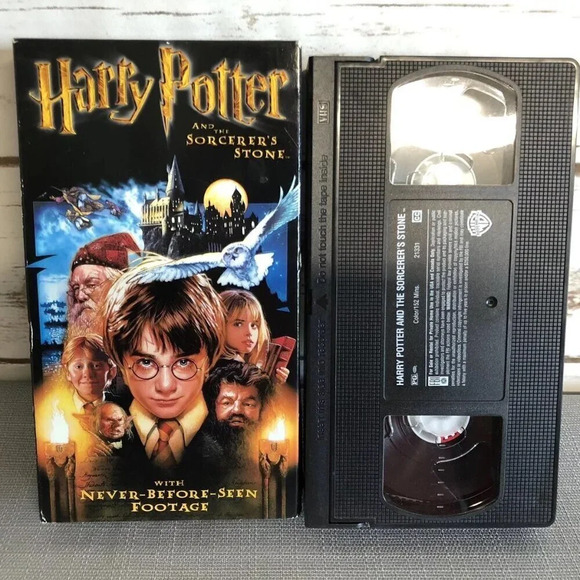 Harry Potter and the Sorcerer's Stone with Never-Before-Seen Footage (VHS) - Picture 1 of 5